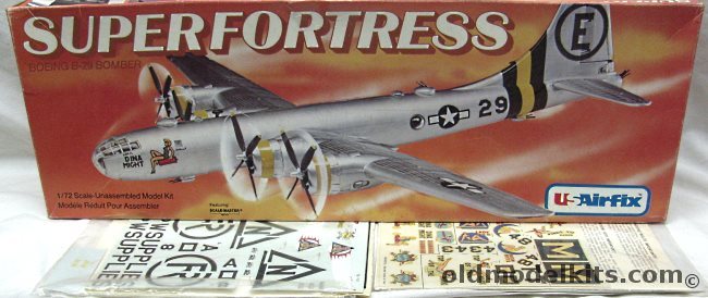 Airfix 1/72 Boeing B-29 Superfortress with ESCI and Microscale Decals - Bill Pitt's Dina Might, 5102 plastic model kit